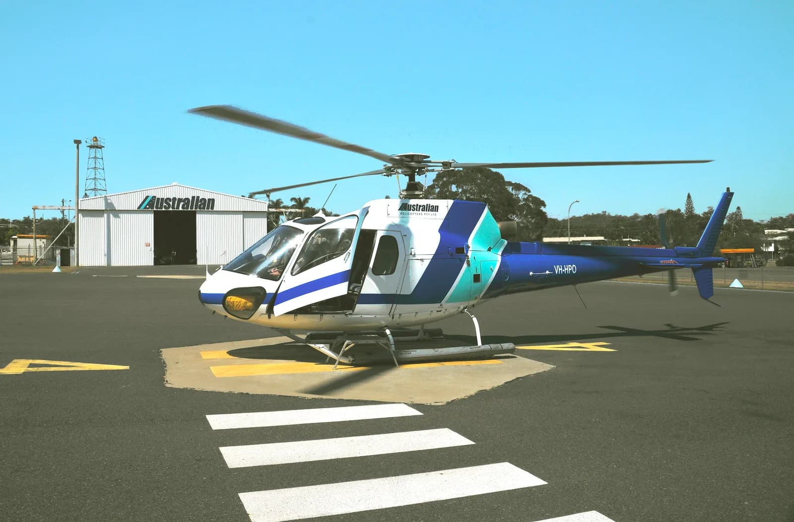 Gladstone Airport (GLT)