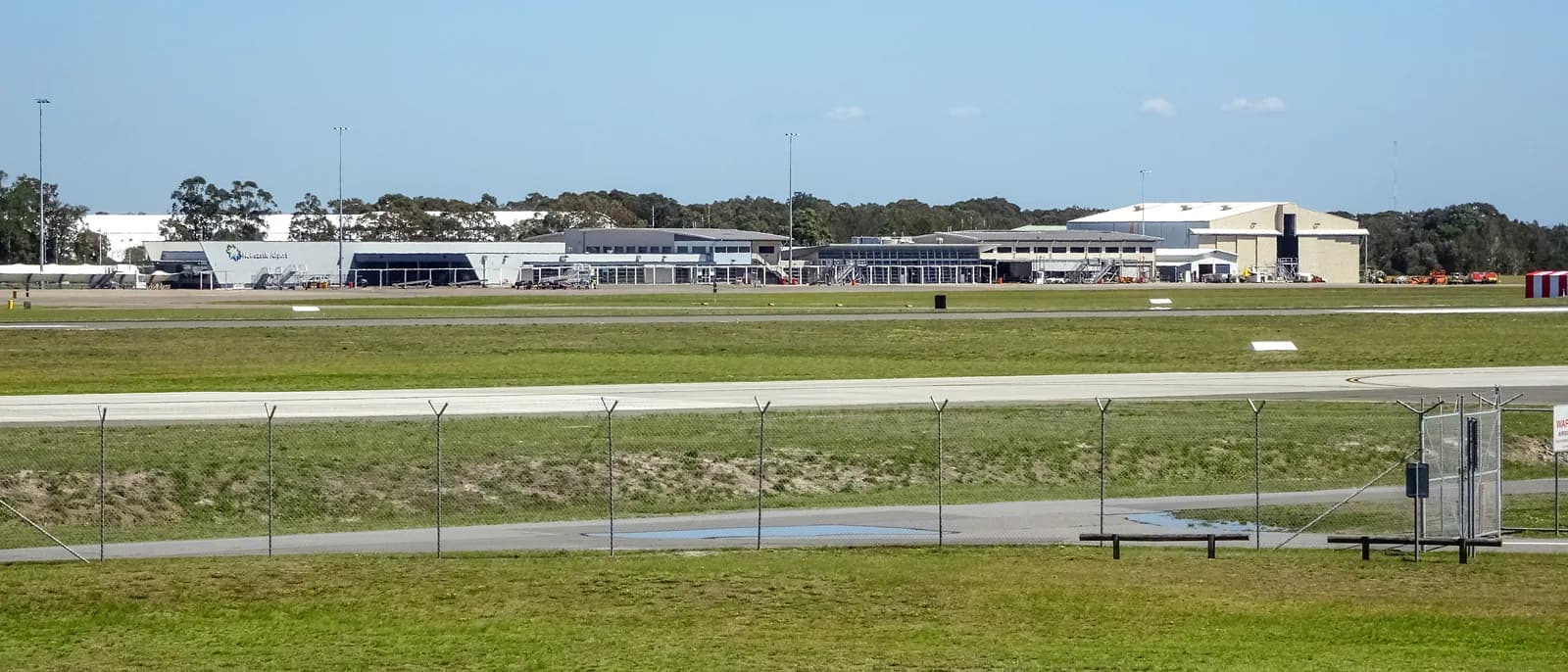 Newcastle Airport (NTL)