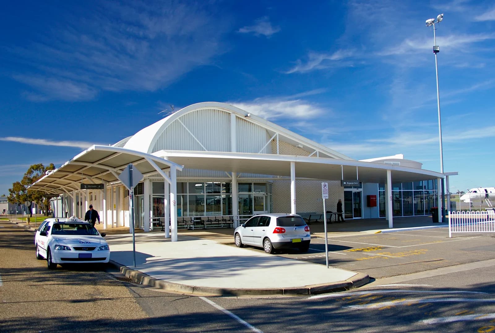 Wagga Wagga Airport (WGA)