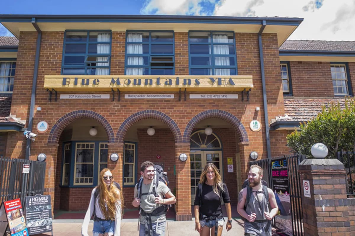 Blue Mountains YHA — YHA Australia backpacker hostel in Katoomba, NSW