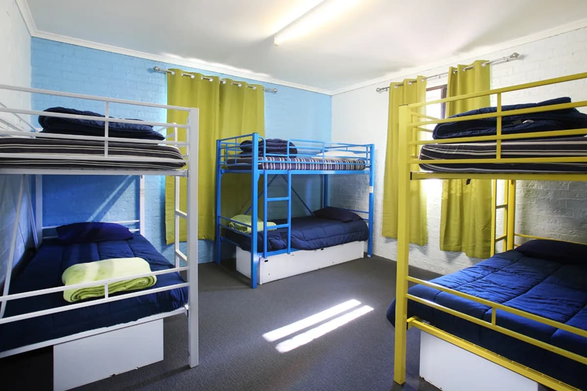 Coffs Harbour YHA Backpackers Resort backpacker hostel in Coffs Harbour, NSW (photo 2 of 3)