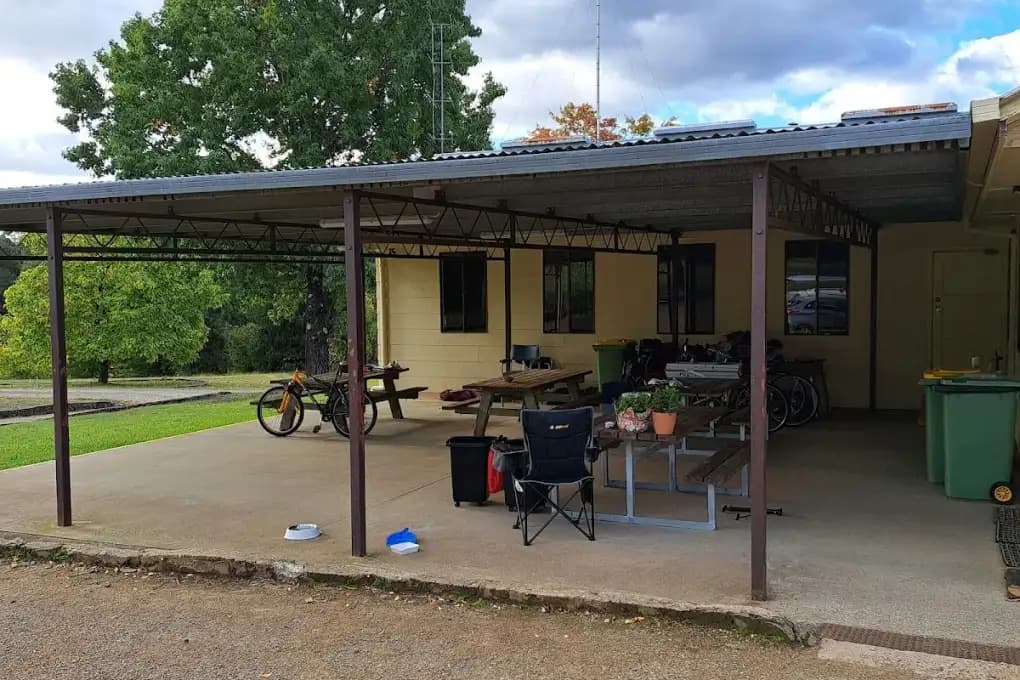 Shelley Forest Camp backpacker hostel in Shelley, VIC (photo 3 of 3)