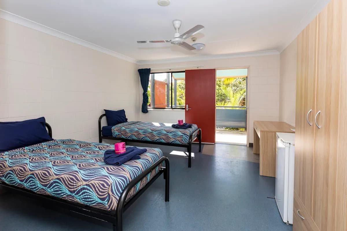 Yumba Hostel backpacker hostel in Saint Lucia, QLD (photo 2 of 3)