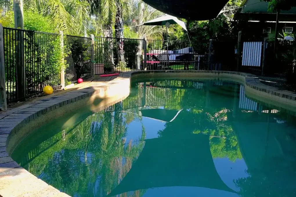 Backpackers by the Bay — party hostel backpacker hostel in Airlie Beach, QLD (photo 3 of 3)