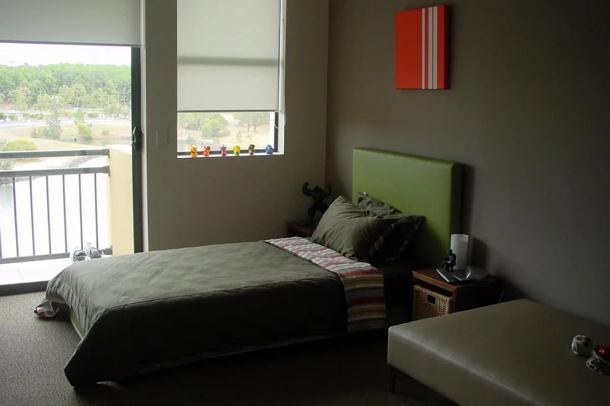 Varsity Towers backpacker hostel in Miami, QLD (photo 2 of 3)