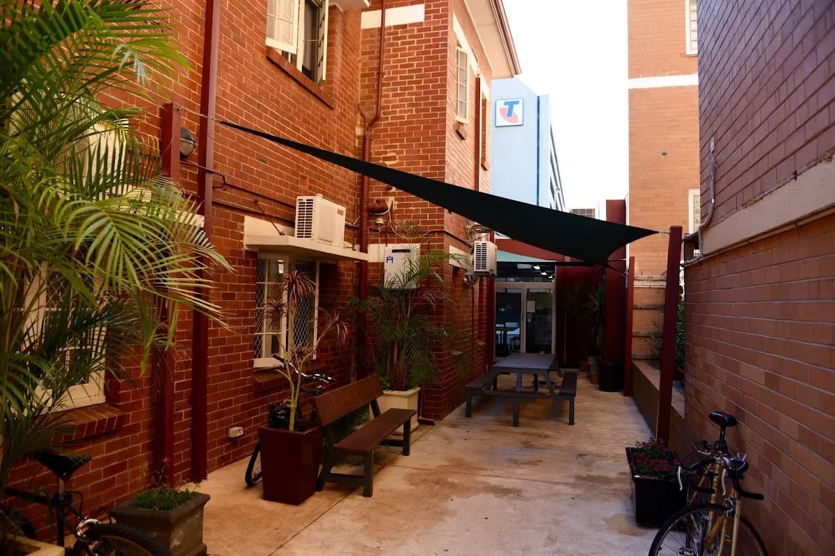 The Emperors Crown Backpackers backpacker hostel in Perth, WA