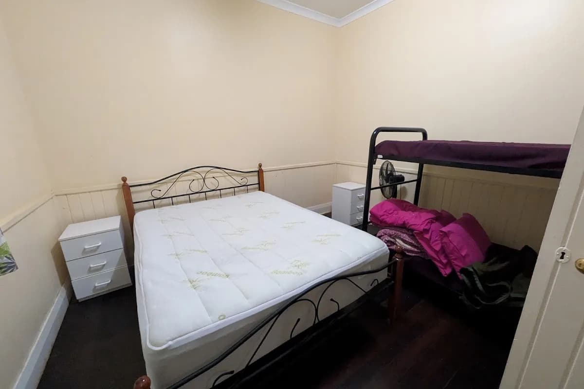 Lions Dryandra Woodland Village — eco-certified backpacker hostel in WA (photo 2 of 3)