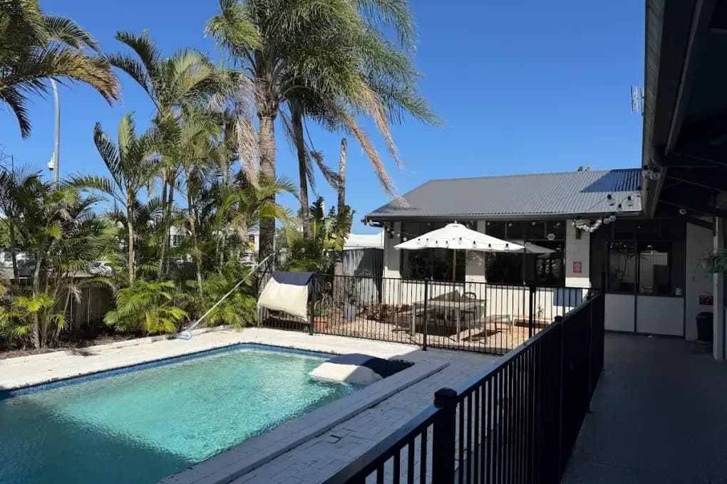 YHA Coolangatta — YHA Australia backpacker hostel in Bilinga, QLD (photo 3 of 3)