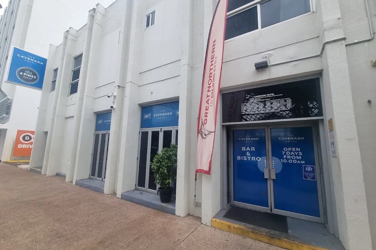 The Cavenagh backpacker hostel in Darwin City, NT