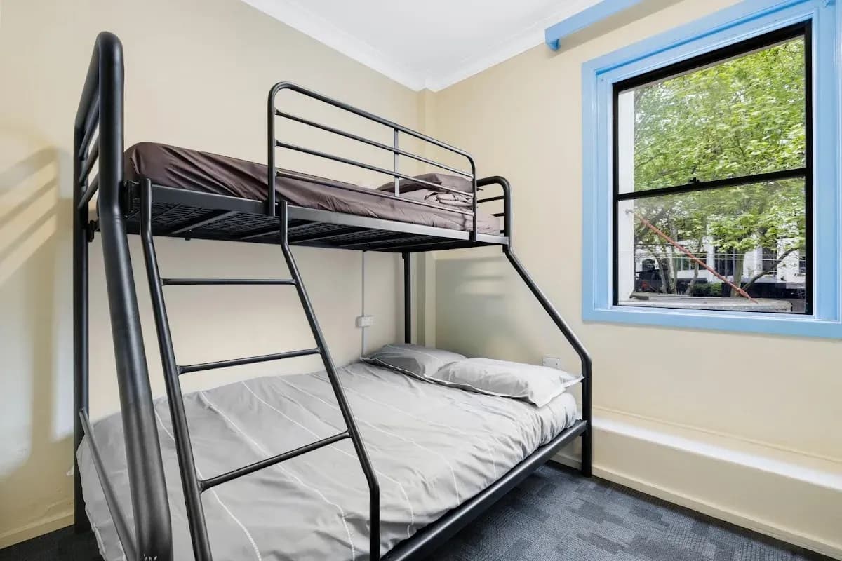 Mad Monkey Downtown backpacker hostel in Kings Cross, NSW (photo 2 of 3)