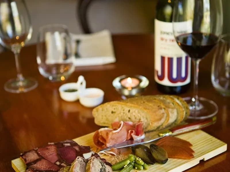 Jones Winery & Vineyard winery in Rutherglen, VIC