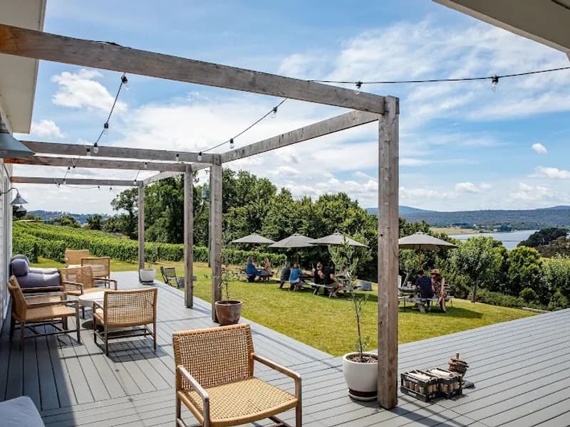 Elmslie Wines winery in TAS