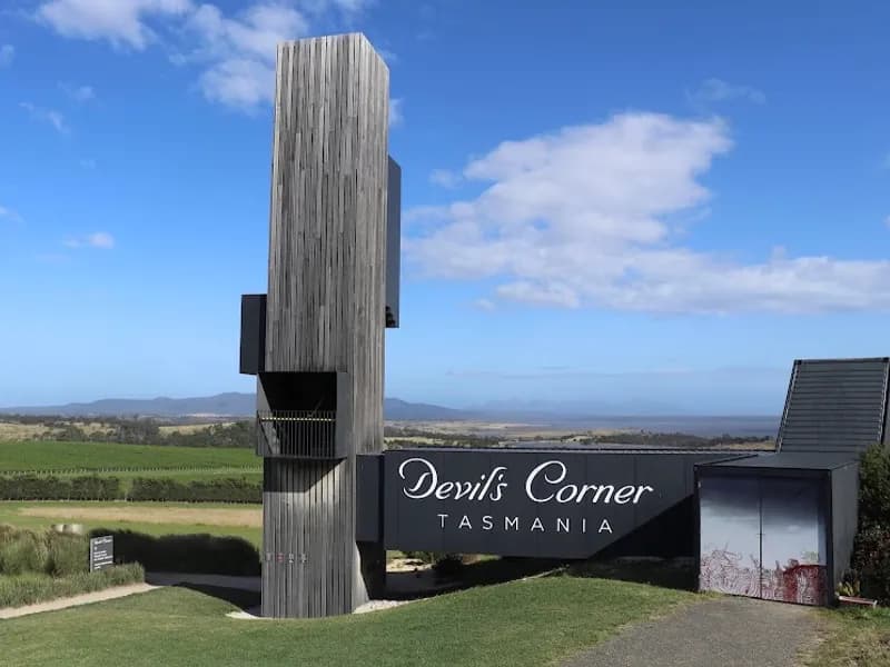 Devil’s Corner Cellar Door winery in Apslawn, TAS