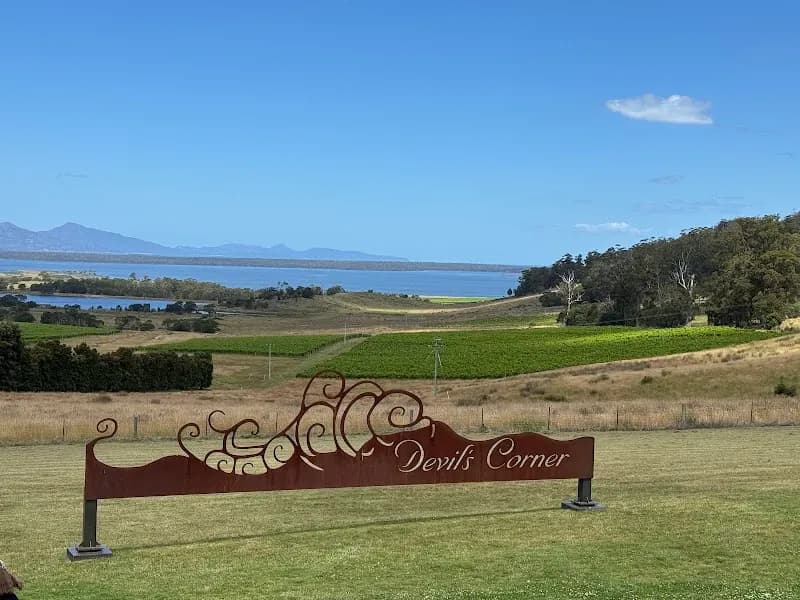 Devil’s Corner Cellar Door winery in Apslawn, TAS