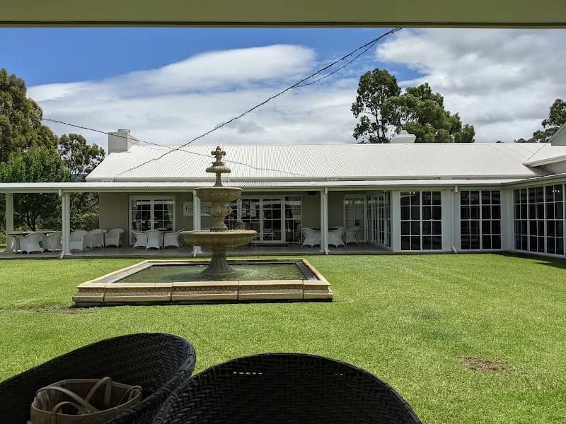 Innes Lake Vineyard winery in NSW