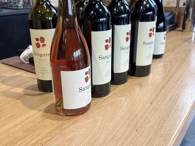 Breakfast Creek Wineyard winery in VIC