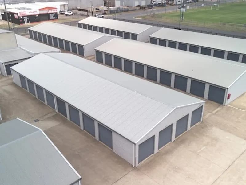 Whispering Hills Vineyard winery in Seville, VIC