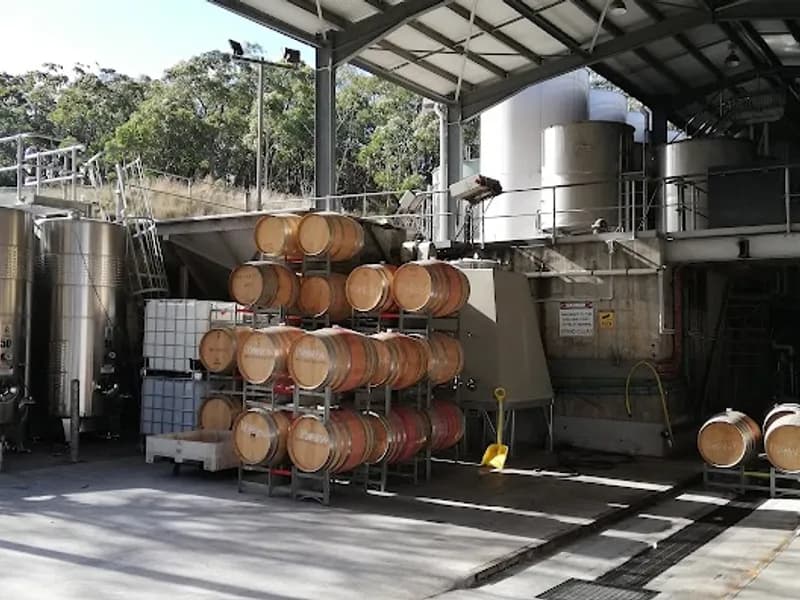 Dusty Hill Vineyard winery in QLD