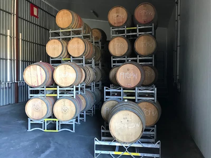 Dusty Hill Vineyard winery in QLD