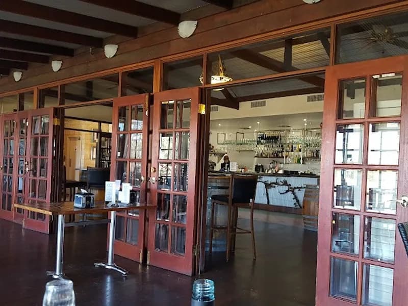 Pauletts winery in Polish Hill River, SA