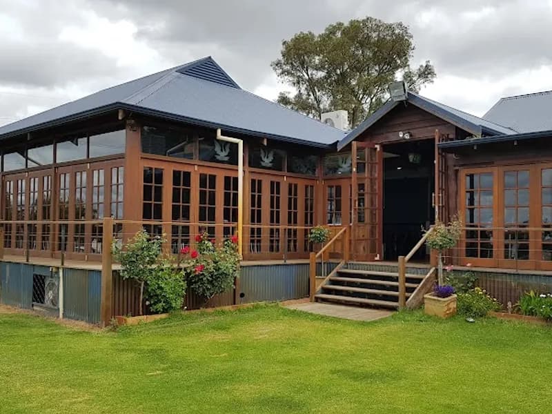 Pauletts winery in Polish Hill River, SA