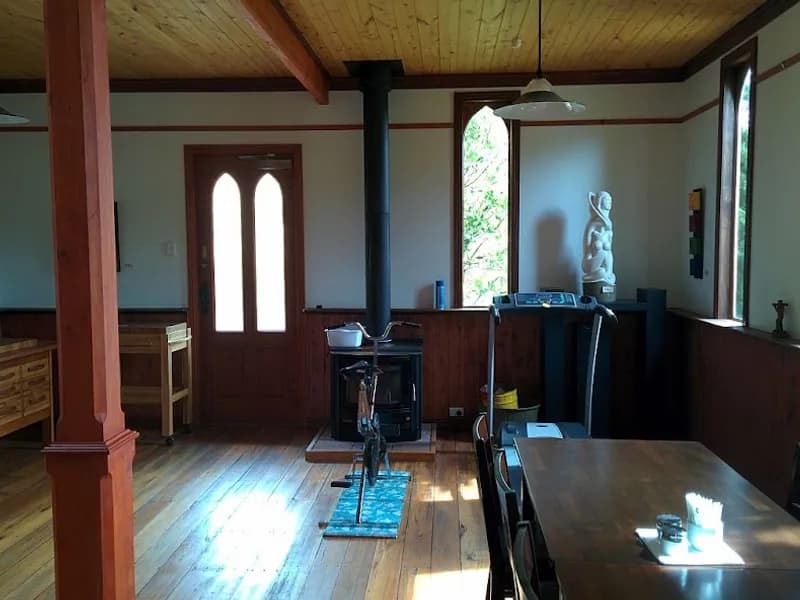 Roslyn Estate winery in Campania, TAS