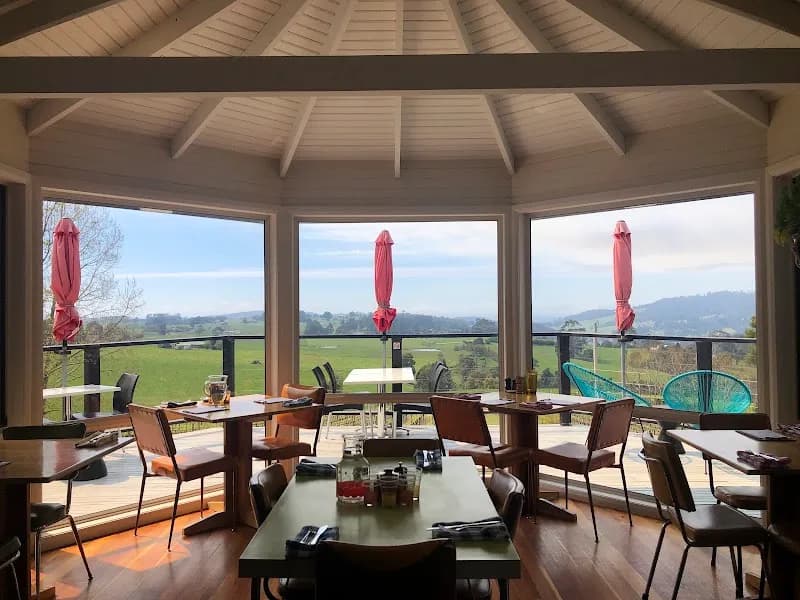 Tinderbox Vineyard winery in Tinderbox, TAS