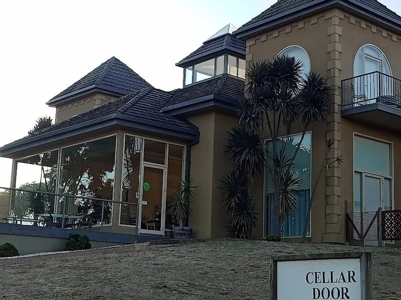 Squitchy Lane Vineyard winery in Gruyere, VIC