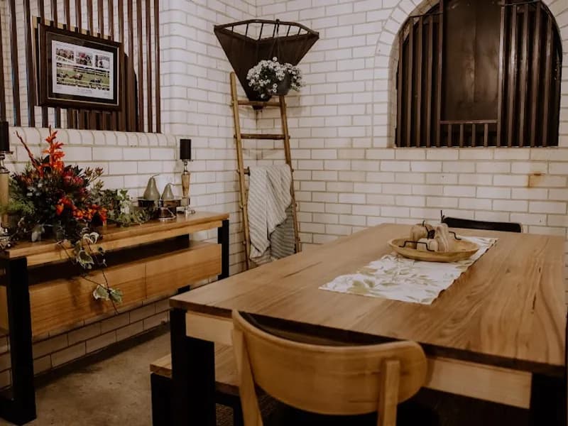 Calulu Park Vineyard winery in Woori Yallock, VIC