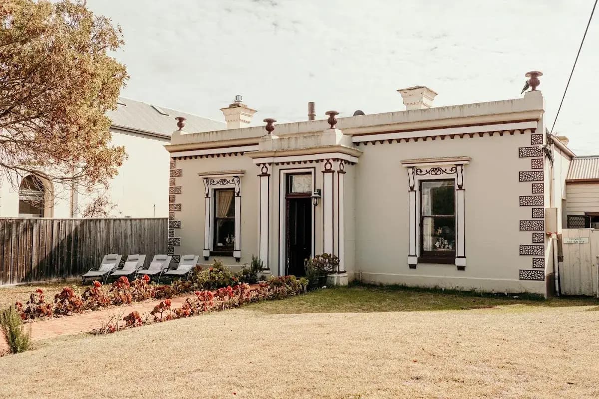 Port Fairy YHA backpacker hostel in Port Fairy, VIC