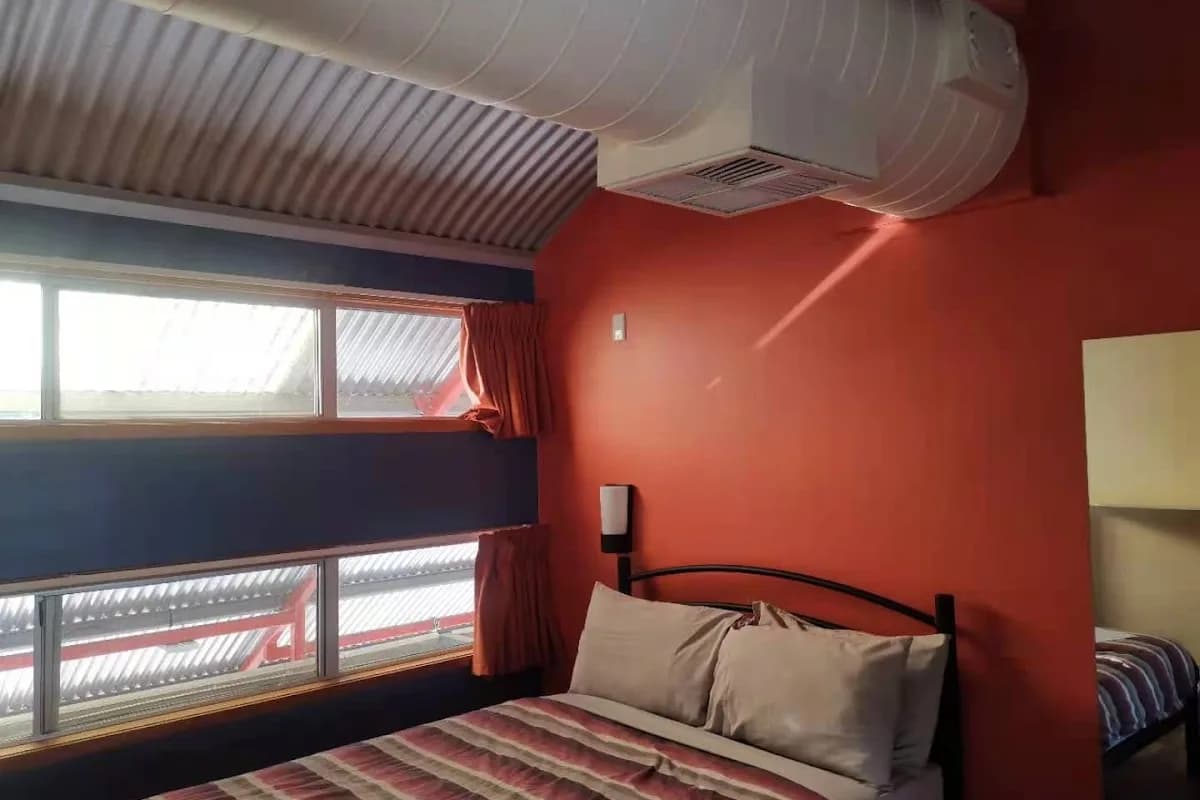 Alice Springs YHA backpacker hostel in Alice Springs, NT (photo 2 of 3)