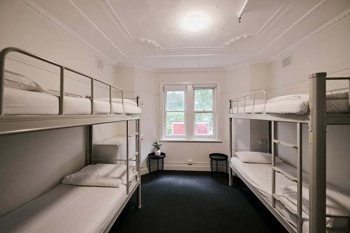 Urban Nomad backpacker hostel in Potts Point, NSW (photo 2 of 3)