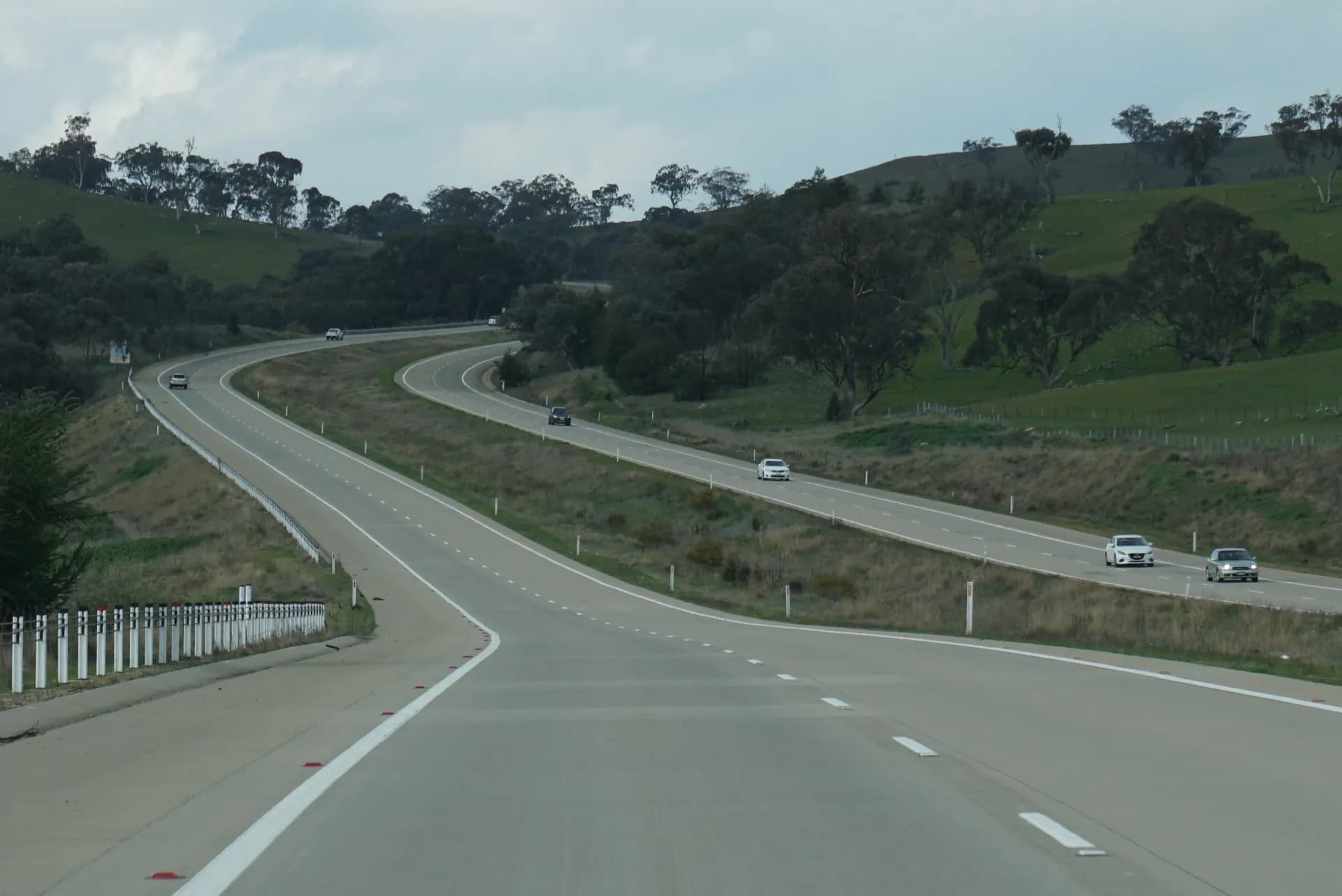 The Hume Highway between Gundagai and Goulburn — the corridor along which the Remembrance Driveway runs