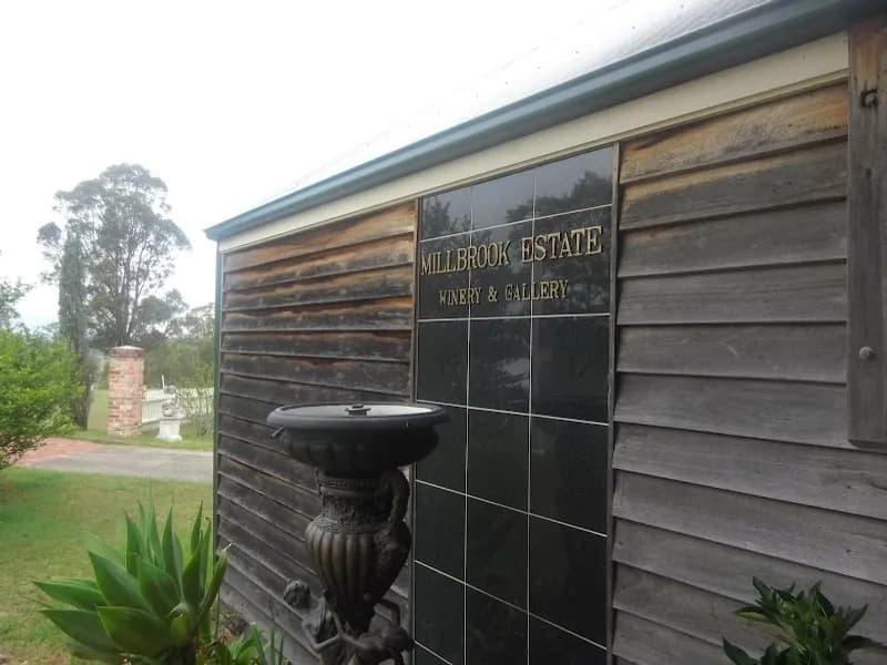 Splitrock Vineyard Estate winery in Howes Valley, NSW