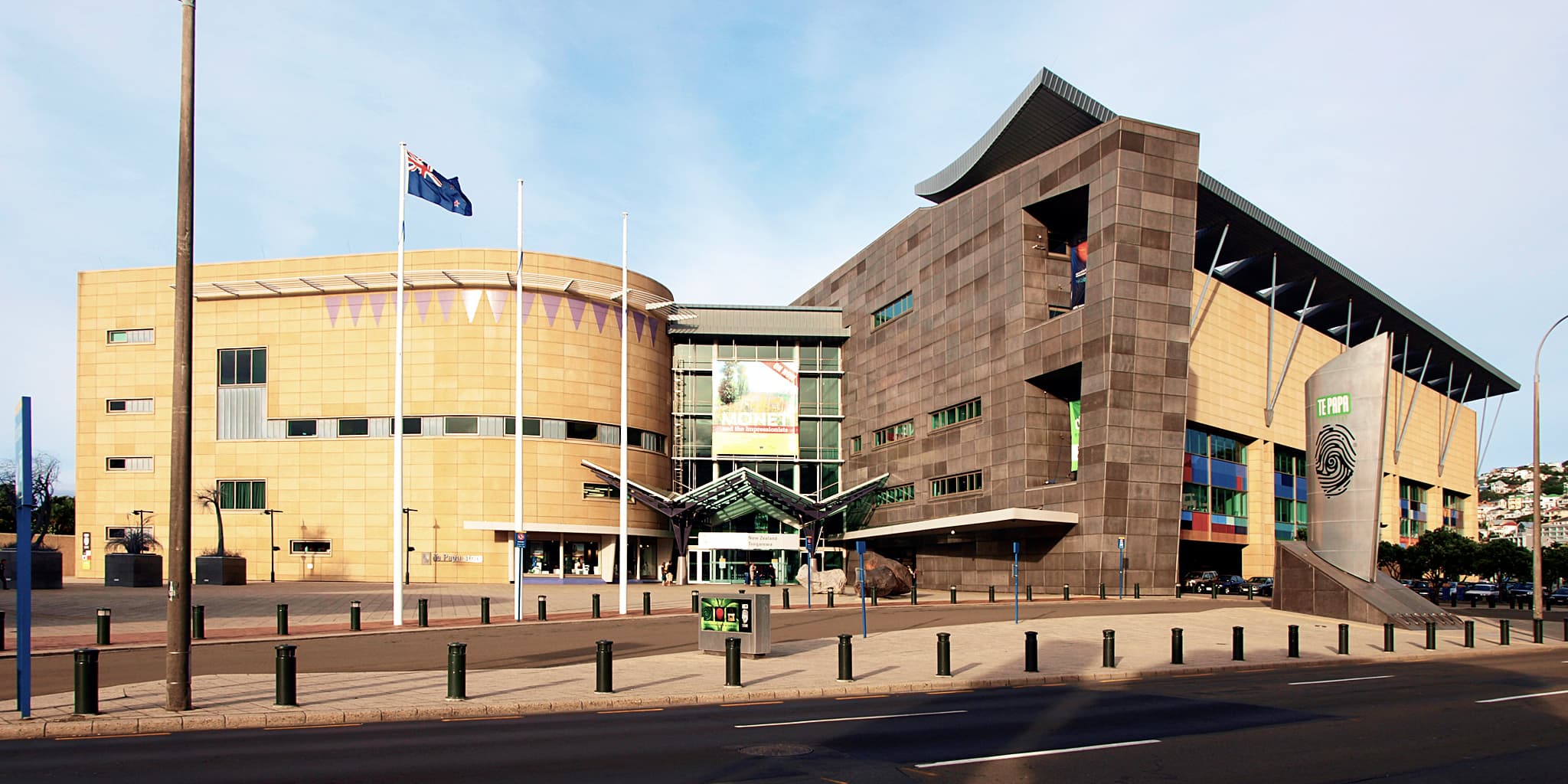 Te Papa Tongarewa — Museum of New Zealand (Te Papa Tongarewa) — museum in Wellington City, wellington, New Zealand